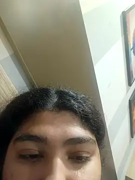 naina78910 online show from October 7, 2025, 5:04 am