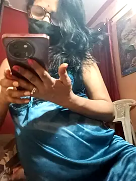 Snapshot of runi31 chatting on November 8, 2025, 6:07 pm runi31 online show from November 8, 2025, 6:07 pm