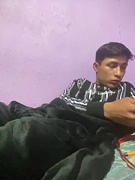 Snapshot of EduardoEspinoza12 chatting on February 14, 2025, 7:49 am EduardoEspinoza12 online show from February 14, 2025, 7:49 am