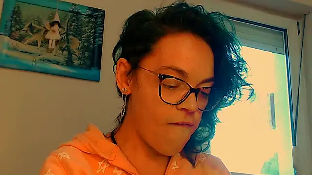 Ju-Hot online show from March 11, 2026, 4:35 pm