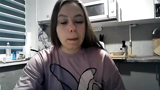 Snapshot of Misssweet_s chatting on October 13, 2025, 4:34 am Misssweet s online show from October 13, 2025, 4:34 am