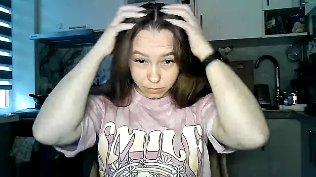 Snapshot of Misssweet_s chatting on November 19, 2025, 6:24 am Misssweet s online show from November 19, 2025, 6:24 am