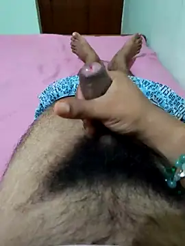 guavam65 online show from September 13, 2025, 5:02 pm