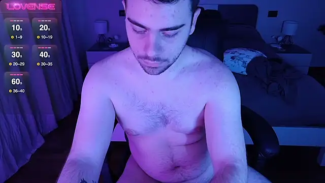 alexx0904 online show from March 13, 2025, 4:45 pm