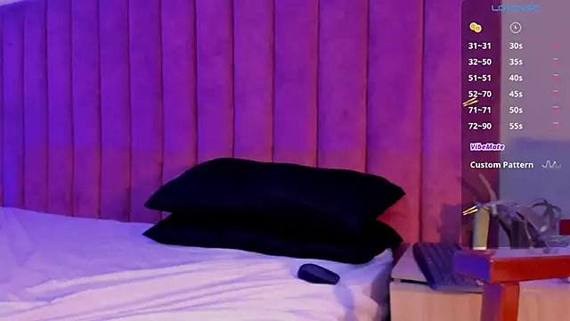 Snapshot of JulianaaHerrera chatting on January 31, 2025, 2:28 pm JulianaaHerrera online show from January 31, 2025, 2:28 pm