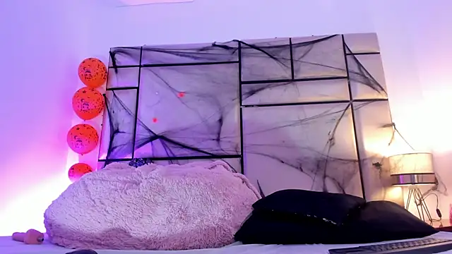 Snapshot of JulianaaHerrera chatting on November 4, 2025, 11:31 am JulianaaHerrera online show from November 4, 2025, 11:31 am