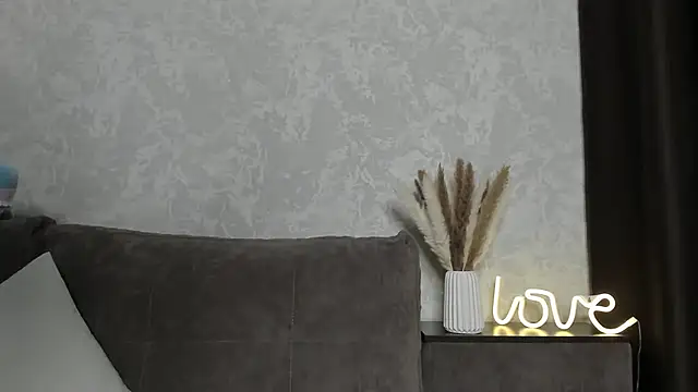 Snapshot of MelisaHart chatting on February 18, 2025, 2:59 pm MelisaHart online show from February 18, 2025, 2:59 pm