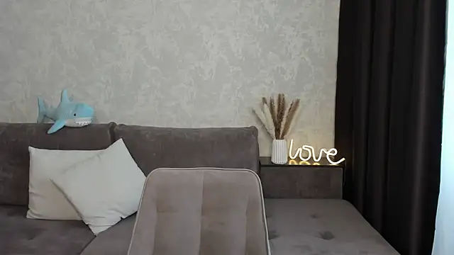 Snapshot of MelisaHart chatting on March 11, 2025, 10:29 am MelisaHart online show from March 11, 2025, 10:29 am