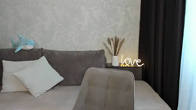 Snapshot of MelisaHart chatting on March 15, 2025, 7:31 am MelisaHart online show from March 15, 2025, 7:31 am