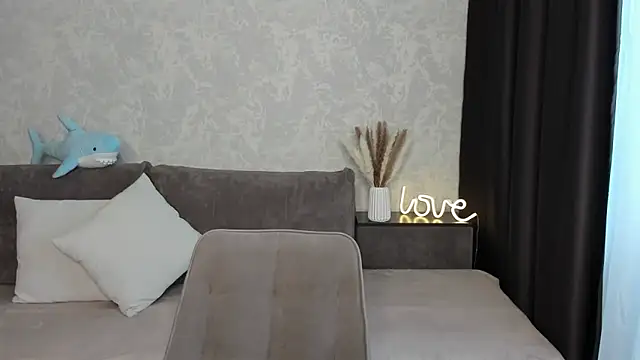 Snapshot of MelisaHart chatting on March 20, 2025, 8:31 am MelisaHart online show from March 20, 2025, 8:31 am