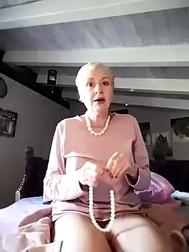 divinaerotica online show from February 21, 2026, 2:29 pm