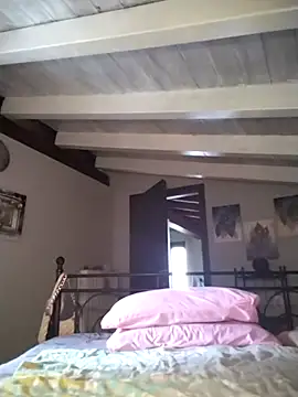 divinaerotica online show from April 14, 2026, 4:02 pm