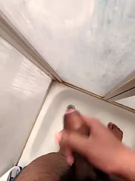 Heavy Daddyy online show from March 15, 2025, 3:06 pm