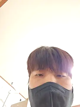 Snapshot of Tyyyggjju chatting on October 26, 2025, 5:02 am Tyyyggjju online show from October 26, 2025, 5:02 am