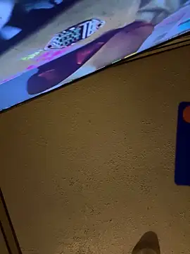 Snapshot of B3-Dindles chatting on March 18, 2025, 4:37 am B3-Dindles online show from March 18, 2025, 4:37 am