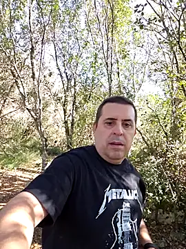 Snapshot of Usame_como_quieras chatting on October 24, 2025, 12:45 pm Usame como quieras online show from October 24, 2025, 12:45 pm