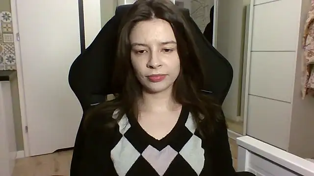 LariceSexy online show from April 14, 2026, 6:14 pm