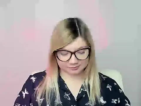 Lola moree online show from October 20, 2025, 11:43 am