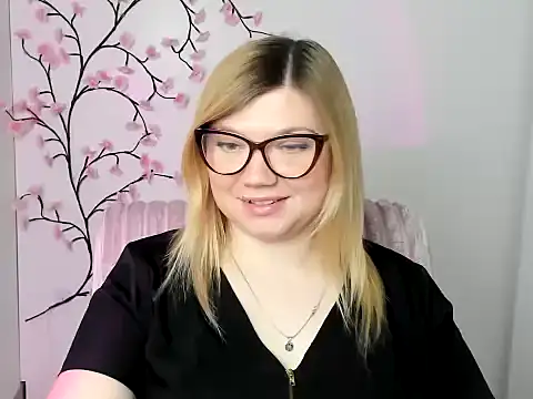 Lola moree online show from April 4, 2026, 12:02 pm