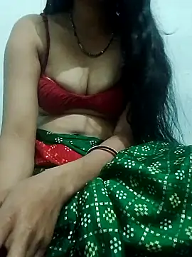 Snapshot of saaniya chatting on February 14, 2025, 8:42 am saaniya online show from February 14, 2025, 8:42 am