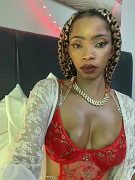 Snapshot of ZinaFreak chatting on February 21, 2025, 10:59 pm ZinaFreak online show from February 21, 2025, 10:59 pm