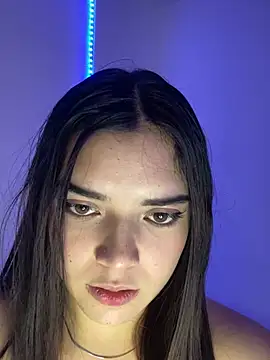 eileensophi online show from February 12, 2025, 2:56 am