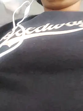 kamila lovee online show from February 20, 2025, 2:57 pm