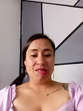 kamila lovee online show from March 7, 2025, 6:54 pm