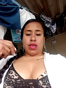 kamila lovee online show from March 18, 2025, 7:53 pm