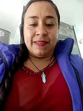 kamila lovee online show from September 30, 2025, 5:51 pm