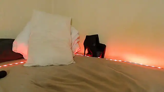 AliceFeet online show from July 12, 2026, 7:38 pm