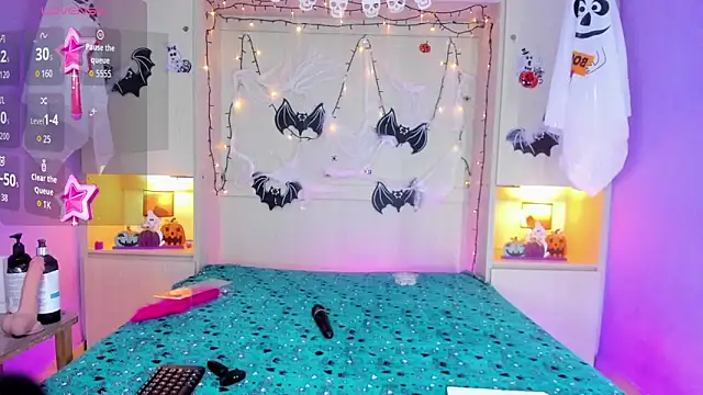 Snapshot of CandyyMaria chatting on October 28, 2025, 8:00 pm CandyyMaria online show from October 28, 2025, 8:00 pm