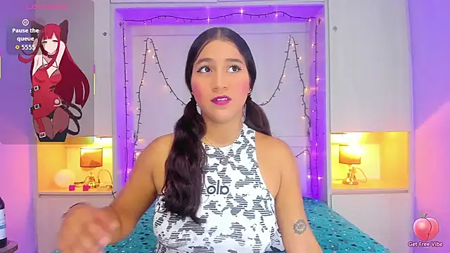 Snapshot of CandyyMaria chatting on November 11, 2025, 7:36 pm CandyyMaria online show from November 11, 2025, 7:36 pm