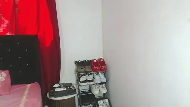 hot man05 online show from March 6, 2025, 7:43 pm