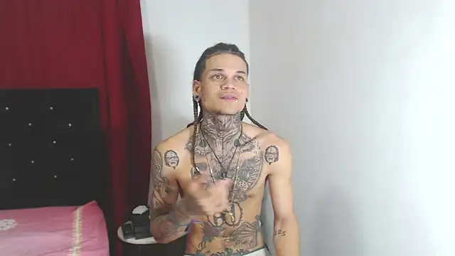 hot man05 online show from March 7, 2025, 5:29 am