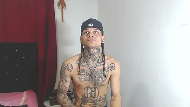 hot man05 online show from March 14, 2025, 2:42 am