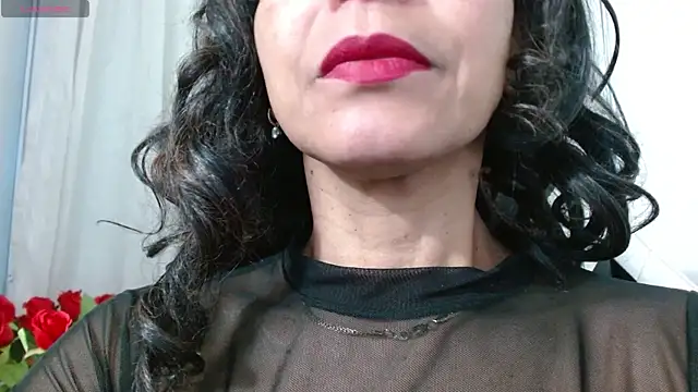 Snapshot of Lunasquirt1985 chatting on April 22, 2026, 10:39 am Lunasquirt1985 online show from April 22, 2026, 10:39 am