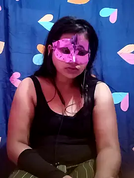 Sweety4u97 online show from January 29, 2025, 6:07 pm