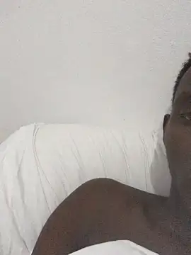 Snapshot of johnlovex chatting on February 18, 2026, 8:49 pm johnlovex online show from February 18, 2026, 8:49 pm