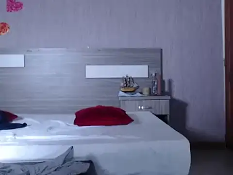 Snapshot of Liiamthompson chatting on February 20, 2025, 8:47 pm Liiamthompson online show from February 20, 2025, 8:47 pm