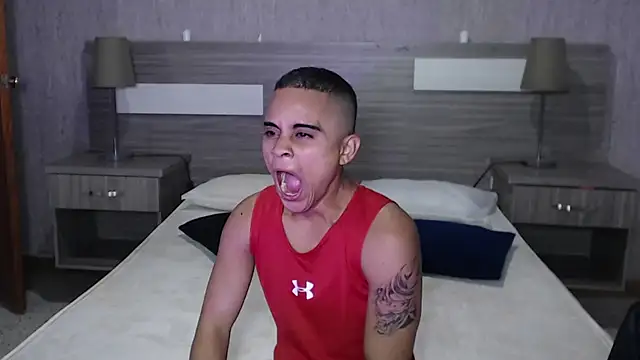 Snapshot of Liiamthompson chatting on September 11, 2025, 10:04 am Liiamthompson online show from September 11, 2025, 10:04 am