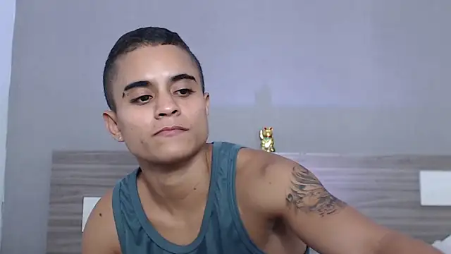 Snapshot of Liiamthompson chatting on September 24, 2025, 8:34 pm Liiamthompson online show from September 24, 2025, 8:34 pm