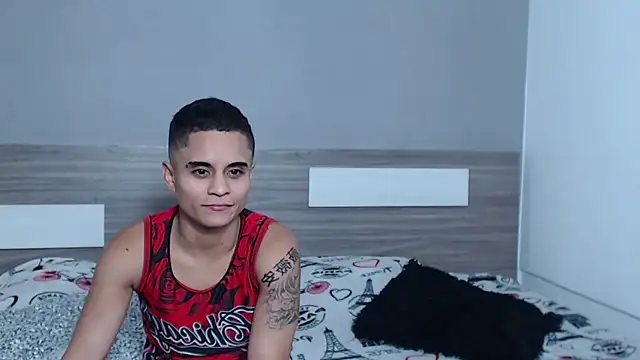 Snapshot of Liiamthompson chatting on October 9, 2025, 11:25 pm Liiamthompson online show from October 9, 2025, 11:25 pm