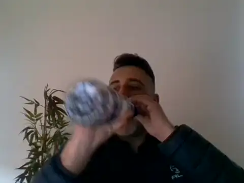 Snapshot of 66MA69 chatting on February 24, 2025, 1:42 pm 66MA69 online show from February 24, 2025, 1:42 pm