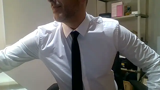 66MA69 online show from February 15, 2026, 8:46 am