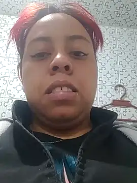 Snapshot of alexandraluv chatting on February 14, 2026, 2:08 am alexandraluv online show from February 14, 2026, 2:08 am