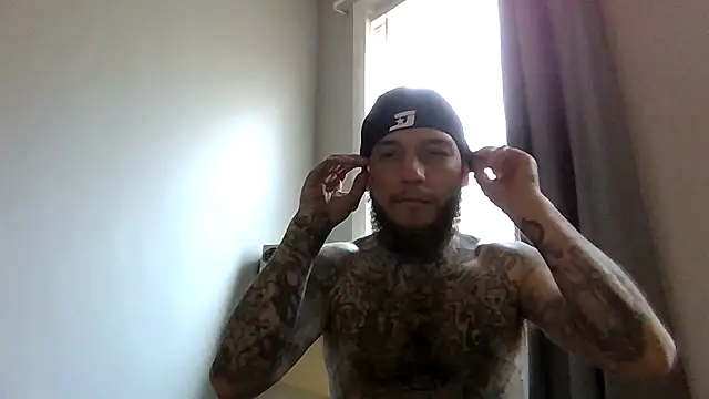 cruz815 online show from March 18, 2026, 1:36 pm