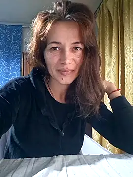 Snapshot of Belladonna253 chatting on October 23, 2025, 9:13 pm Belladonna253 online show from October 23, 2025, 9:13 pm