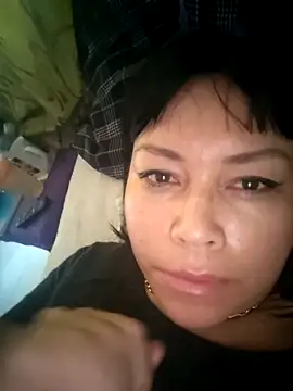 KellyPerlaxxx online show from November 14, 2025, 1:32 pm