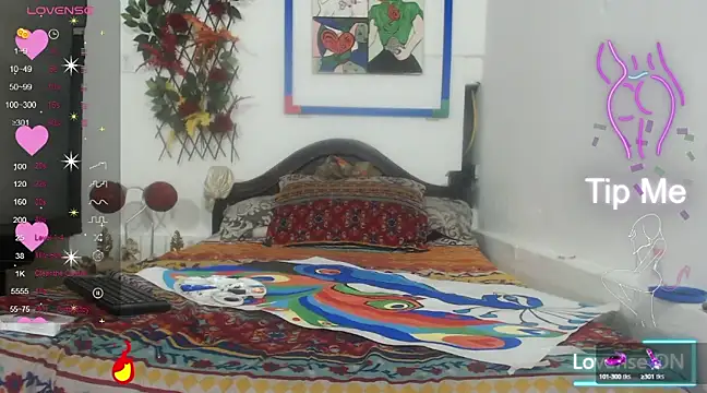 Snapshot of Charlotte_Spicy chatting on February 12, 2025, 10:03 am Charlotte Spicy online show from February 12, 2025, 10:03 am